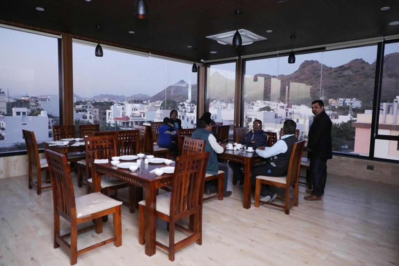 Pine Regency - Aravali'S Peak View Hotel Udaipur Exterior photo